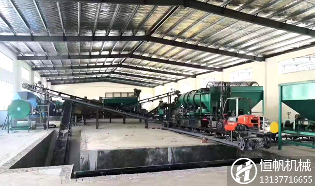 經(jīng)過有機(jī)肥設(shè)備處理之后的羊糞更容易被植物吸收(圖1) 羊糞有機(jī)肥生產(chǎn)線