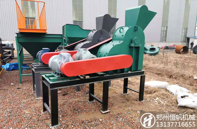 有機肥雙級粉碎機的投入應用使有機肥生產線運行更加安全可靠省心(圖1) 有機肥雙級粉碎機