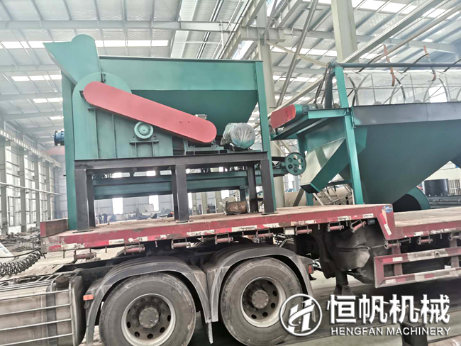 復工復產(chǎn),年產(chǎn)十五萬噸雞糞有機肥生產(chǎn)設備助力貴州肥料廠區(qū)建設(圖2) 貴州有機肥設備發(fā)貨