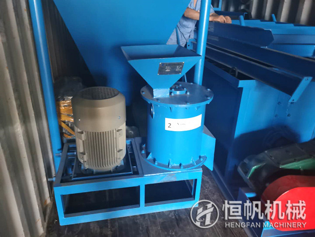 年產五千噸小型牛糞有機肥粉狀生產線設備出口約旦(圖2) 有機肥粉狀生產線設備